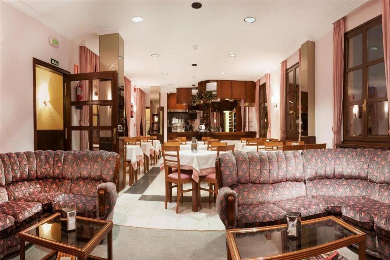Hotel Rocas Llanes