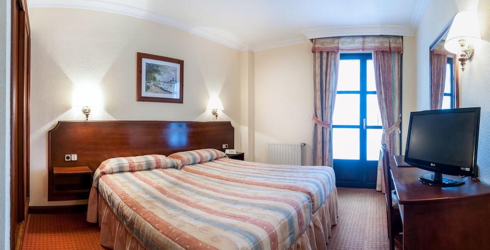 Rocas Hotel