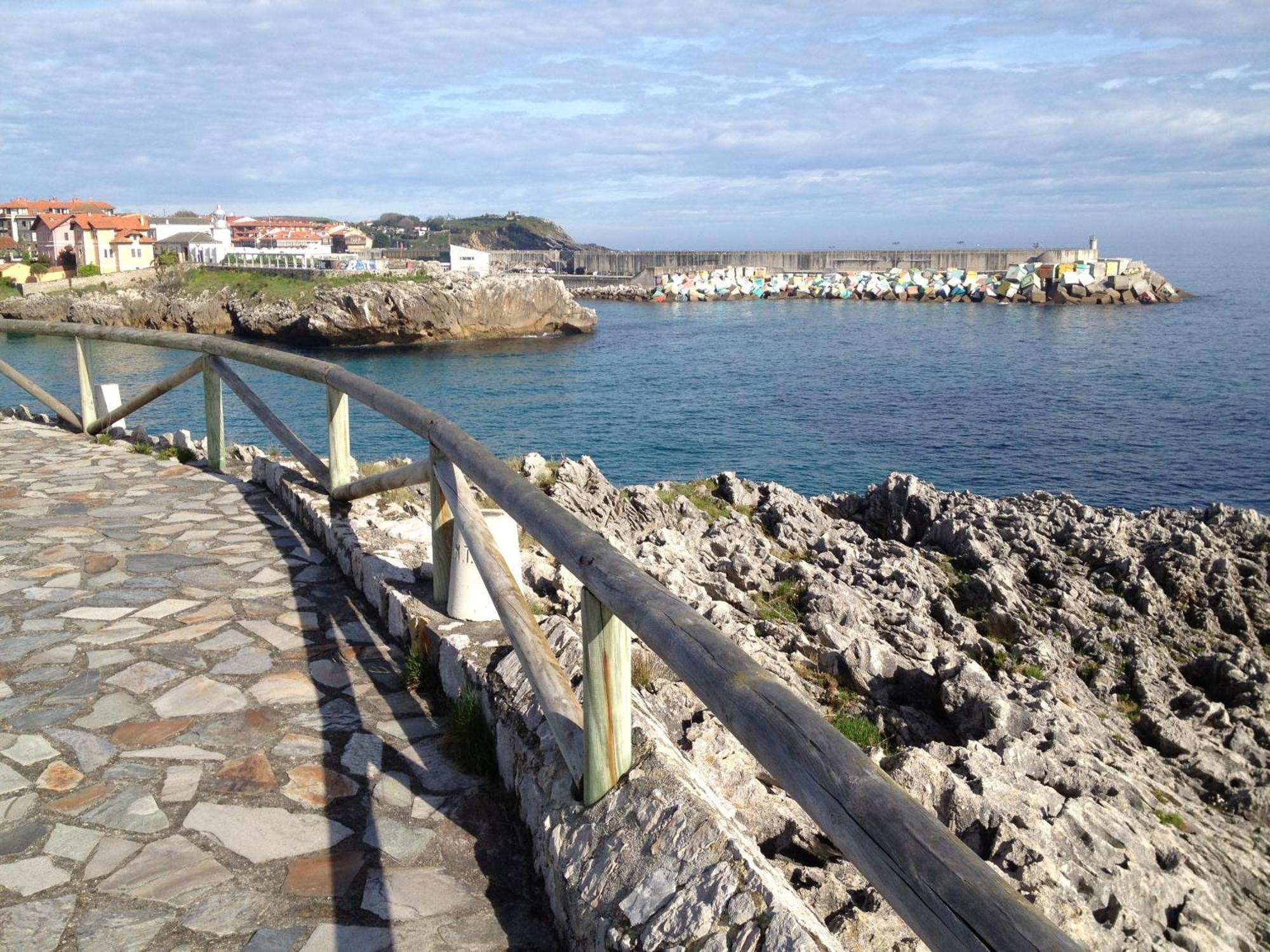 Rocas Llanes